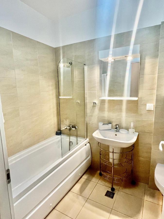 Apartmán Apartament Rose Garden Bukurešť Exteriér fotografie